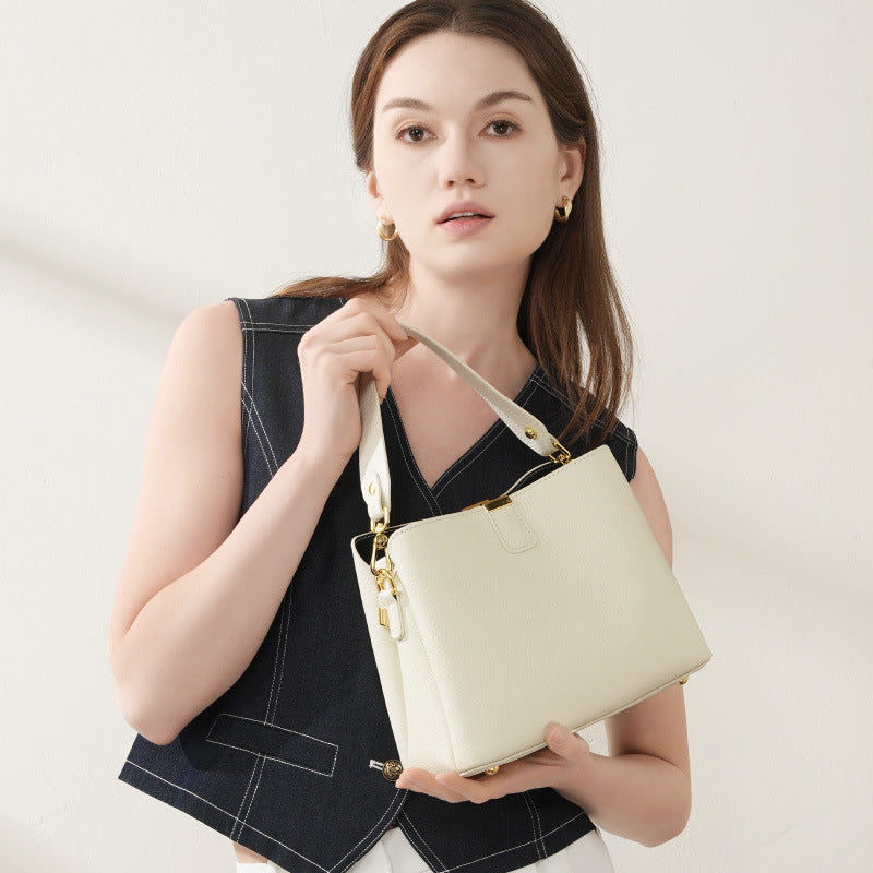 Genuine Top‑Grain Leather Hobo Bag, 2026 New Large Capacity Bucket Bag, Versatile Shoulder & Crossbody Handbag